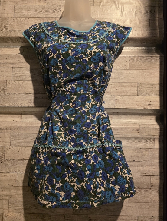 Source Unknown Dresses & Skirts - Vintage Apron